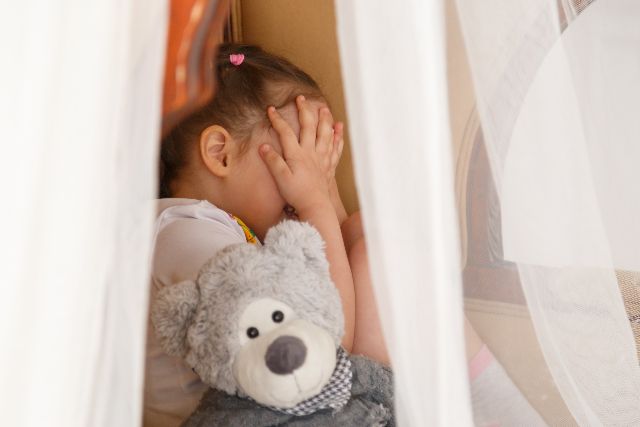 maltrato psicologico niña